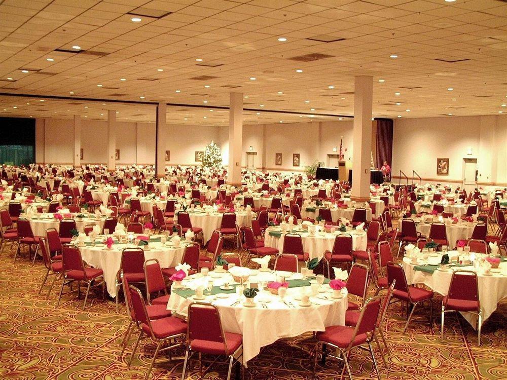 Holiday Inn Portland-Airport I-205 By Ihg Ресторан фото